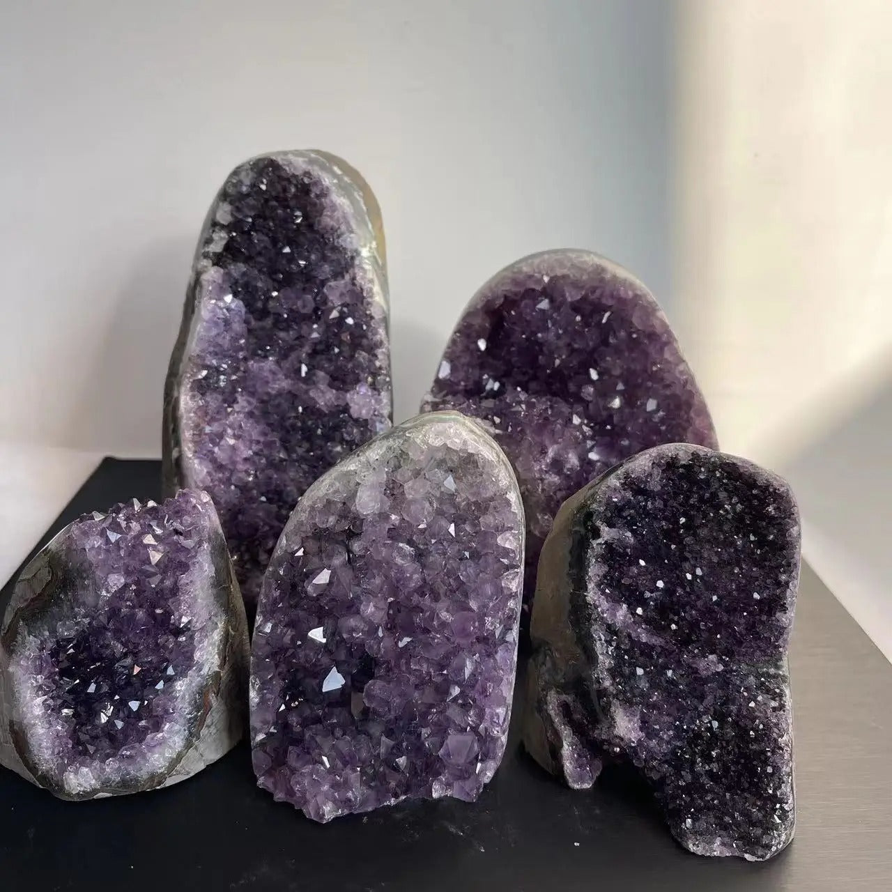 Natural Amethyst Crystal Cluster – Raw Healing Stone for Home Décor & Feng Shui