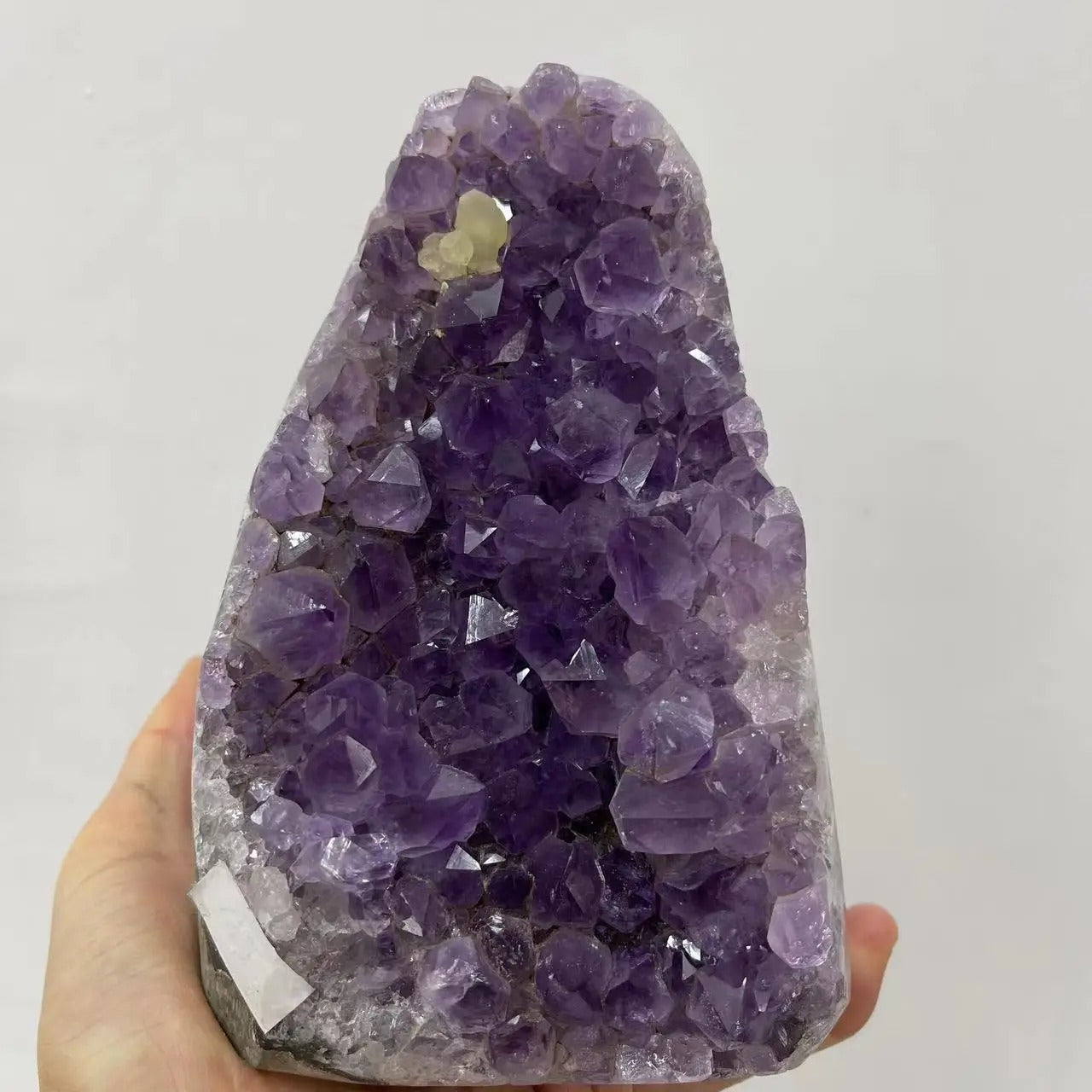 Natural Amethyst Crystal Cluster – Raw Healing Stone for Home Décor & Feng Shui
